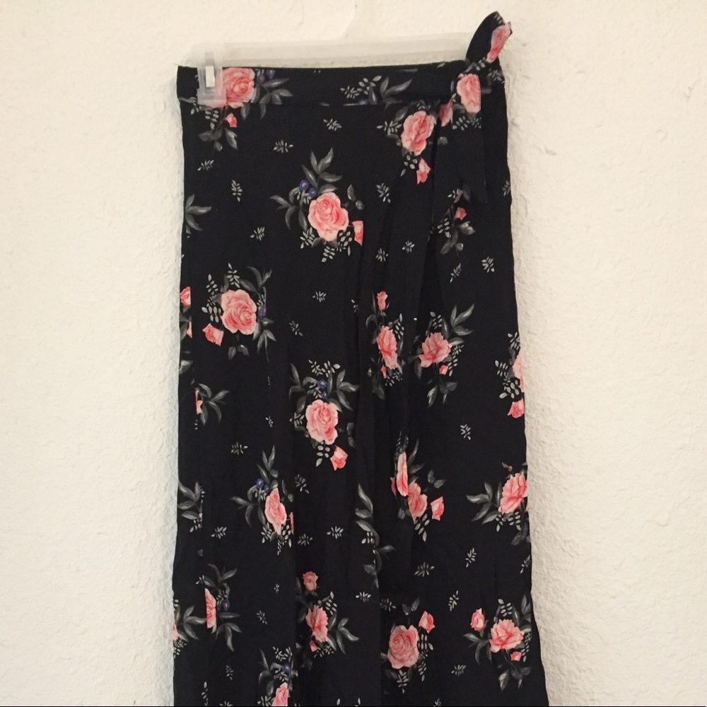 black floral skirt